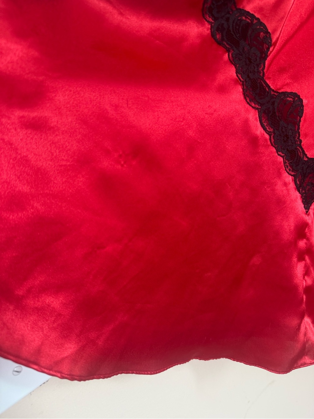 Victoria’s Secret Vintage Valentine’s Day Rare Red Heart Set w/ Robe & Chemise - Picture 11 of 13